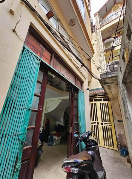 Cho thuê nhà ngõ Phương Mai, Đống Đa, 5 Tầng, 8 triệu - Ảnh chính