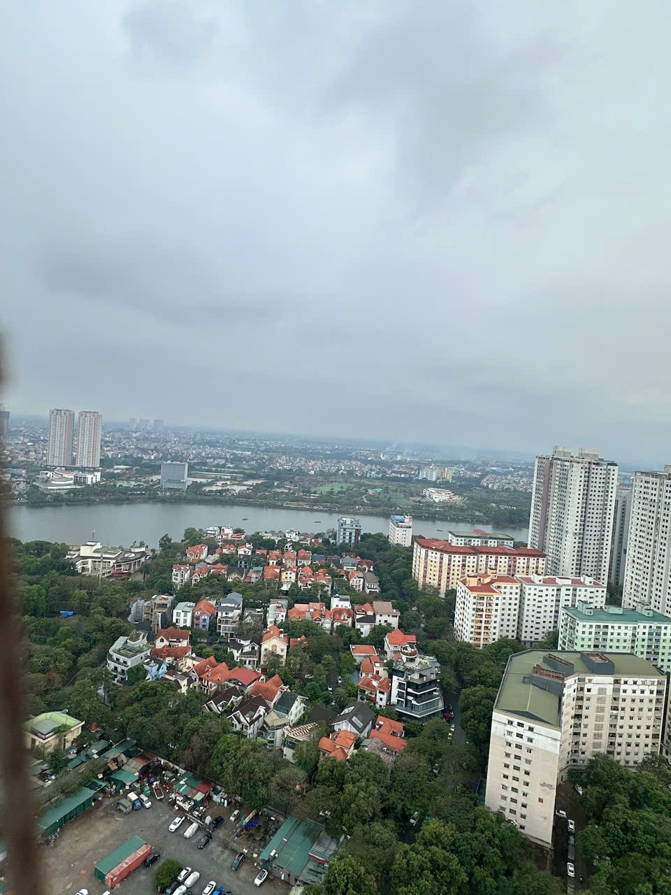 Căn hộ chung cư VP6 bán đảo Linh Đàm, quận Hoàng Mai, 62m2, 2 ngủ, full nội thất, view hồ, giá chỉ - Ảnh chính