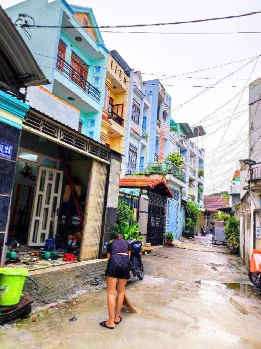 BÁN NHÀ 3 TẦNG (4.5x16)CÁCH MẶT TIỀN NGUYỄN ẢNH THỦ 10M, QUẬN 12 - Ảnh chính
