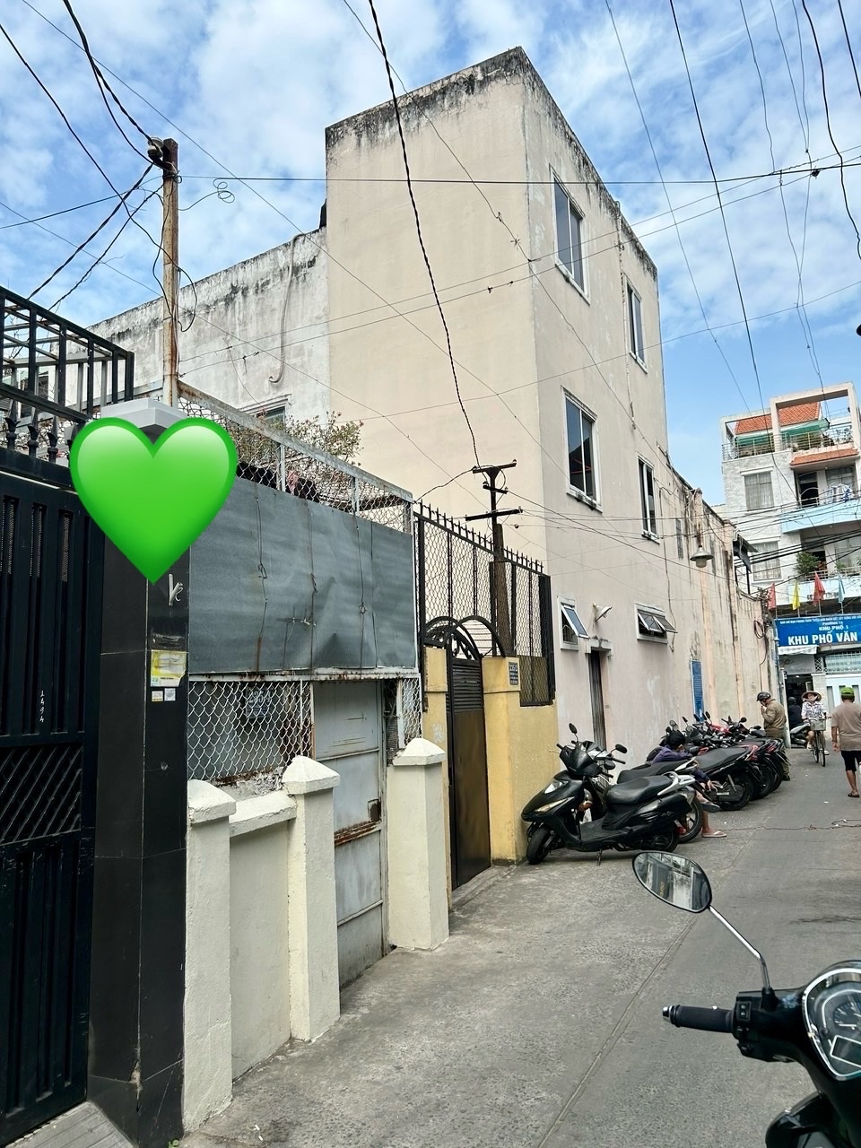 BÁN NHÀ MẶT PHỐ XÓM CHIÊU - XE HƠI ĐỔ CỬA- GẦN CHỢ GẦN TRƯỜNG THÔNG RA TÔN THẤT THUYẾT VÀ NGUYỄN - Ảnh 1