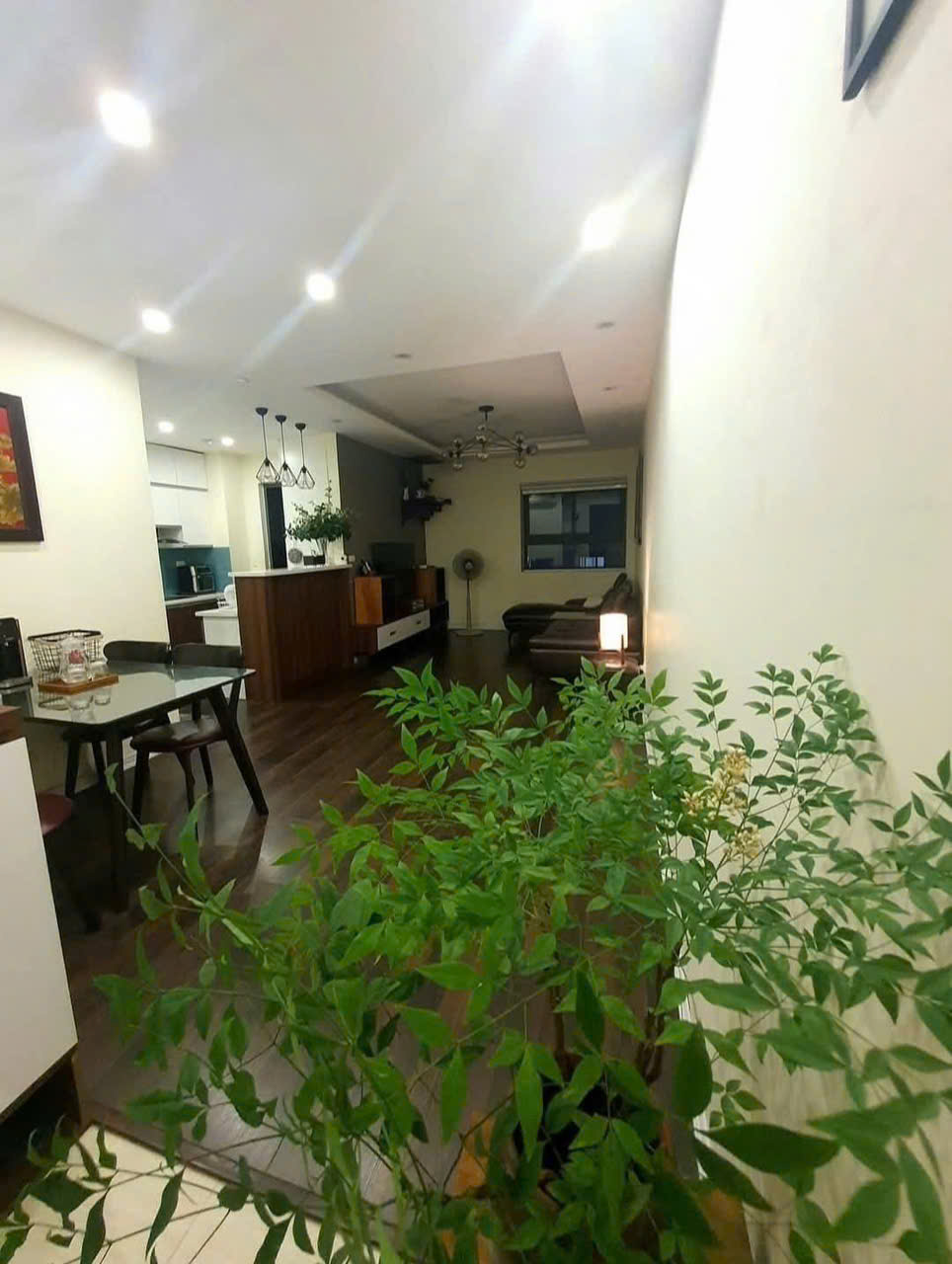 Bán căn hộ chung cư Rice City Linh Đàm, quận Hoàng Mai, 68m2, 2 ngủ, sổ đỏ cc, giá 4.x tỷ - Ảnh 1