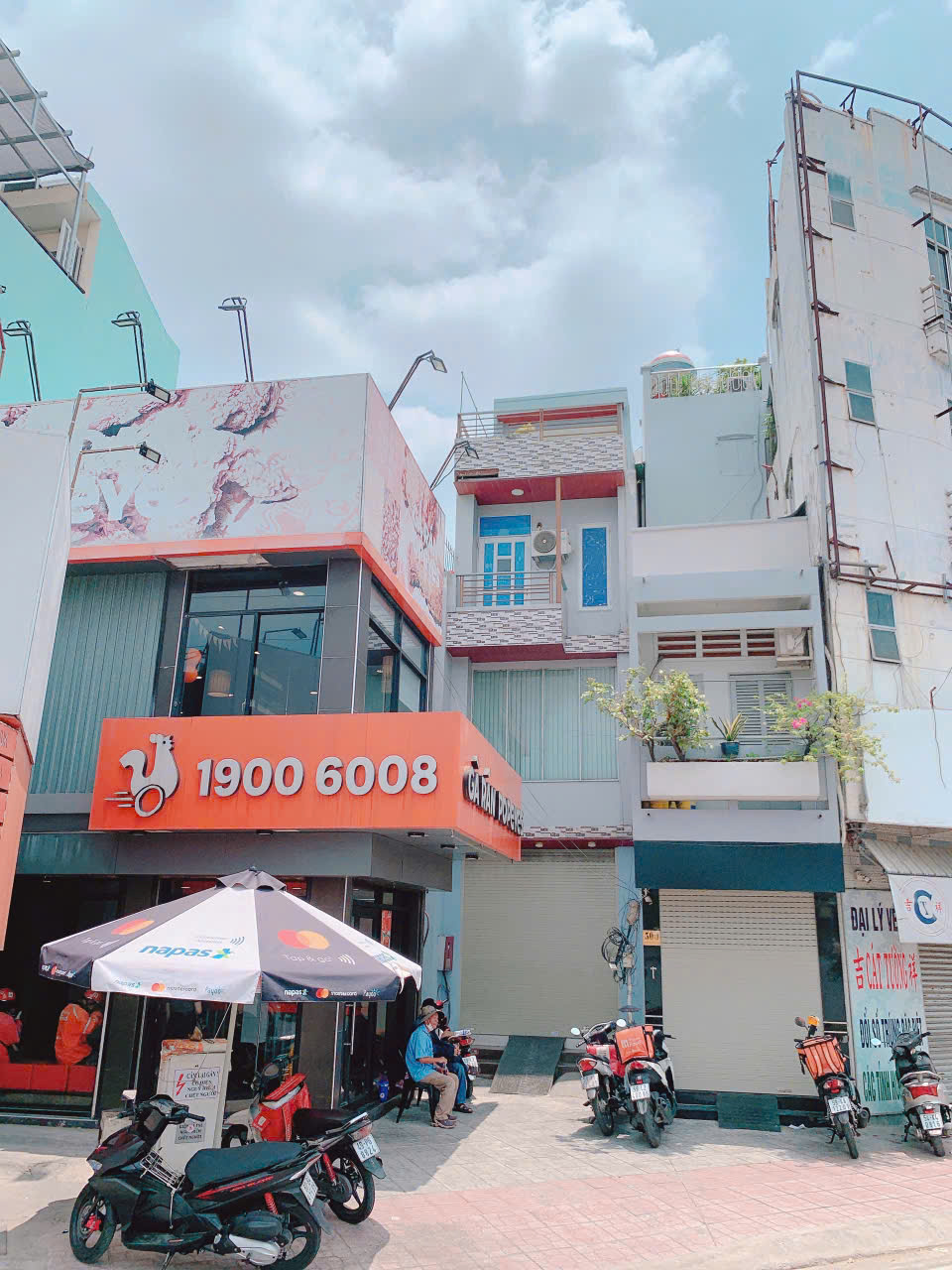 Cho thuê nhà MT 42B Lê Trực, P.7, Q.Bình Thạnh DT 6x21m, trệt 2 lầu, Giá 37tr - Ảnh chính