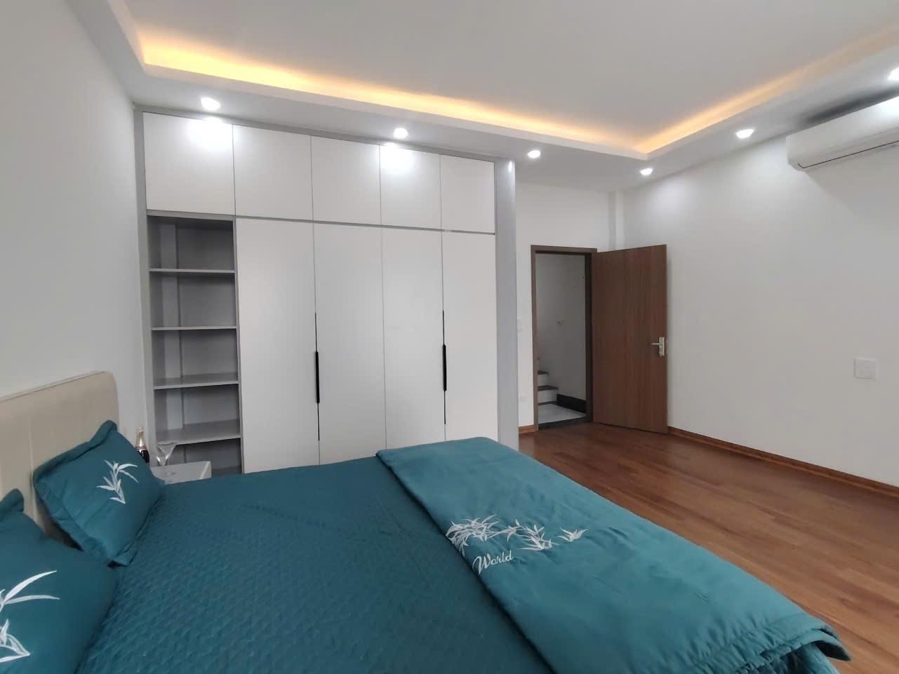 BÁN NHÀ PHỐ TRẠM 45M2, 5 TẦNG , Ô TÔ ĐỖ CỬA ,LÔ GÓC - GIÁ NHỈNH 7 TỶ - Ảnh 3