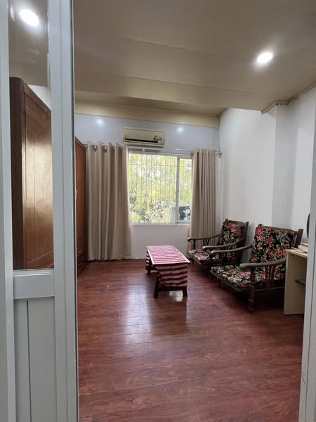 CHO THUÊ NHÀ TẬP THỂ GẦN HỒ KIM ĐỒNG, GIẢI PHÓNG, 55M2 - 2 NGỦ - 1 KHÁCH, VIEW THOÁNG - Ảnh 2