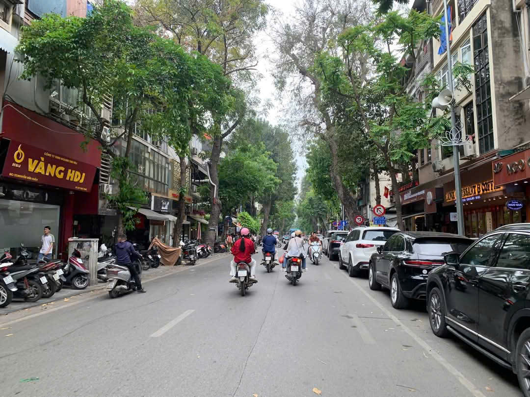 Bán Lô góc 2 mặt tiền phố Hàng Muối  Hoàn Kiếm Hà Nội,nhà 4 tầng, diện tích 92m, mặt tiền 6m, tài - Ảnh chính