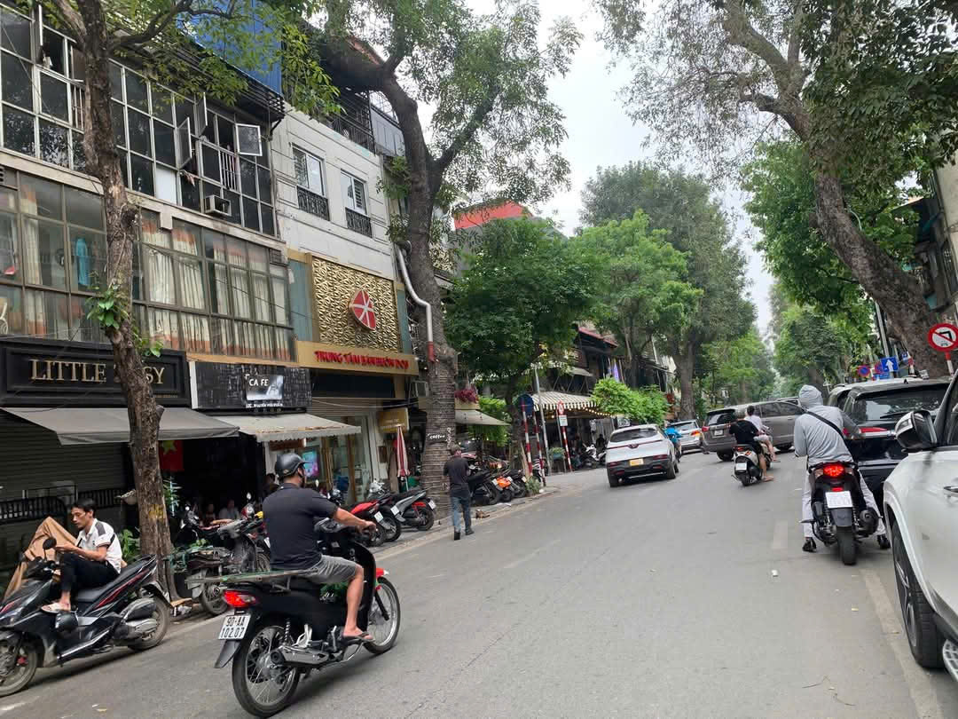 Bán Lô góc 2 mặt tiền phố Hàng Muối  Hoàn Kiếm Hà Nội,nhà 4 tầng, diện tích 92m, mặt tiền 6m, tài - Ảnh 3