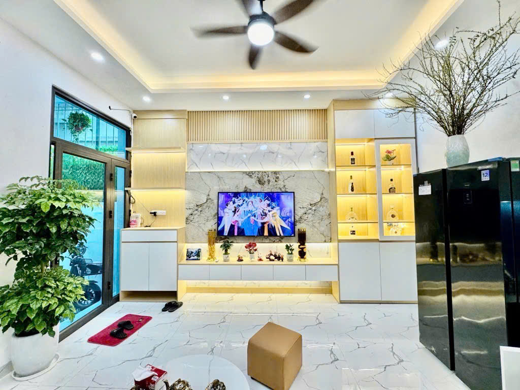 BÁN NHÀ  HOÀNG MAI – 38.8M² – NGÕ RỘNG – TẶNG FULL NỘI THẤT – 5.86 TỶ - Ảnh chính