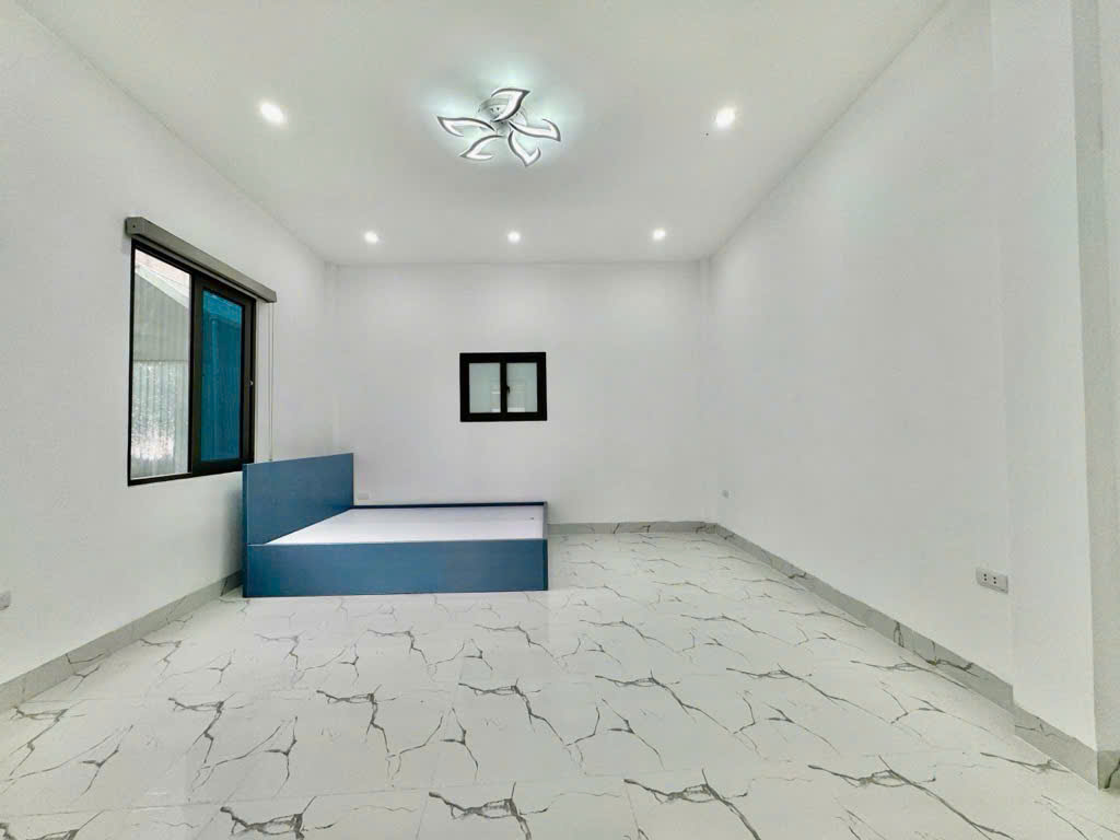 BÁN NHÀ  HOÀNG MAI – 38.8M² – NGÕ RỘNG – TẶNG FULL NỘI THẤT – 5.86 TỶ - Ảnh 2