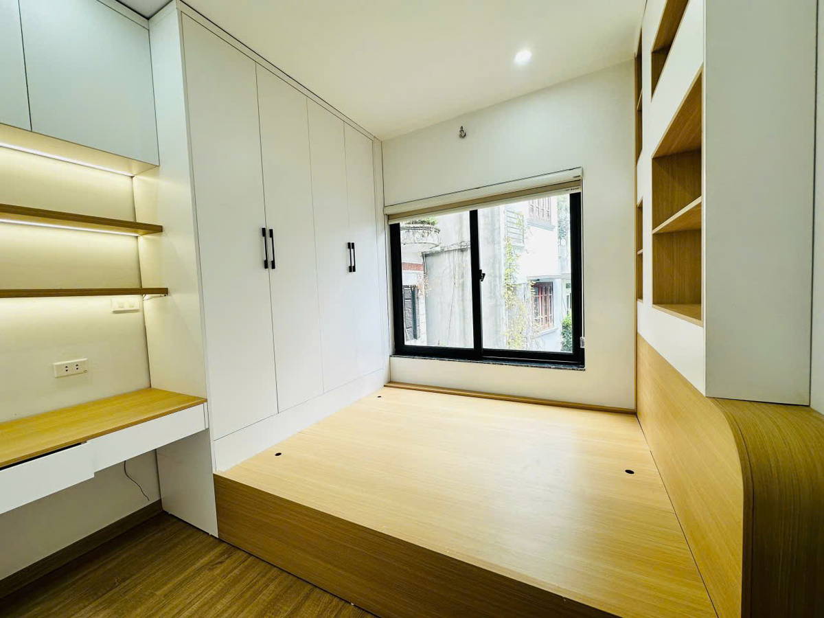 Bán Nhà Ngõ Quỳnh. Hai Bà Trưng. DT 33m2. MT 5,5m. 5 Tầng. Giá 6,32 Tỷ. - Ảnh 2