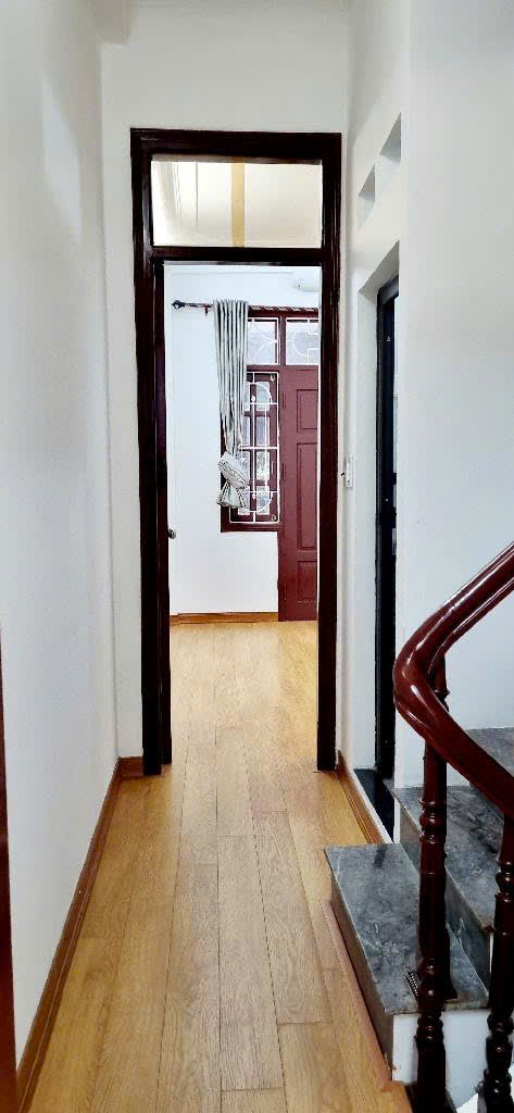Nhà ĐẸP dân xây, ô tô đỗ cửa, ngõ thông ô tô tránh, 30m2, 4 tầng, giá 6 tỷ 900 triệu, tại Kim - Ảnh 3