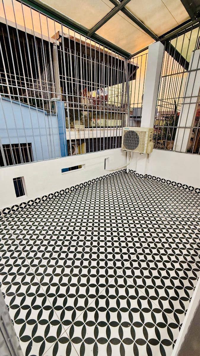 BÁN NHÀ 65M NHỈNH 8 TỶ GẦN PHỐ NGÕ THÔNG TRUNG TÂM BA ĐÌNH HOÀNG HOA THÁM LIỄU GIAI - Ảnh 2