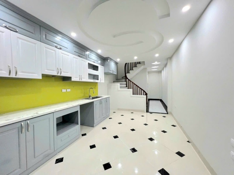 SIÊU PHẨM. Bán nhà Kim Giang, Hoàng Mai. 38m2 x 7 Tầng. THANG MÁY. GẦN PHỐ. Hơn 8 Tỷ. - Ảnh chính