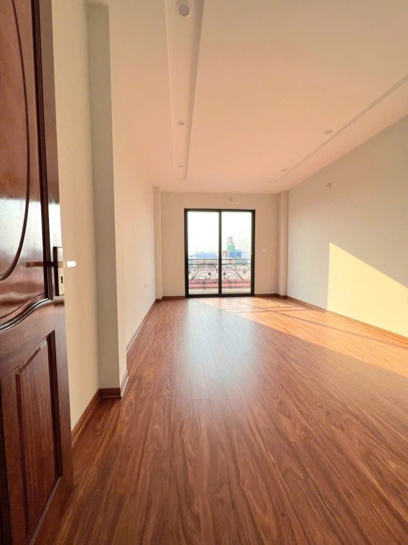 SIÊU PHẨM. Bán nhà Kim Giang, Hoàng Mai. 38m2 x 7 Tầng. THANG MÁY. GẦN PHỐ. Hơn 8 Tỷ. - Ảnh 2