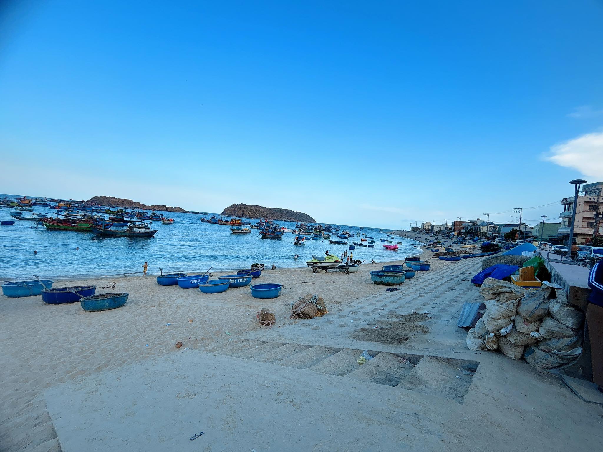 MẶT TIỀN WIEEU BIỂN NƠI TẦM NHÌN LÝ TƯỞNG KINH DOANH & HOMESTAY - Ảnh 3