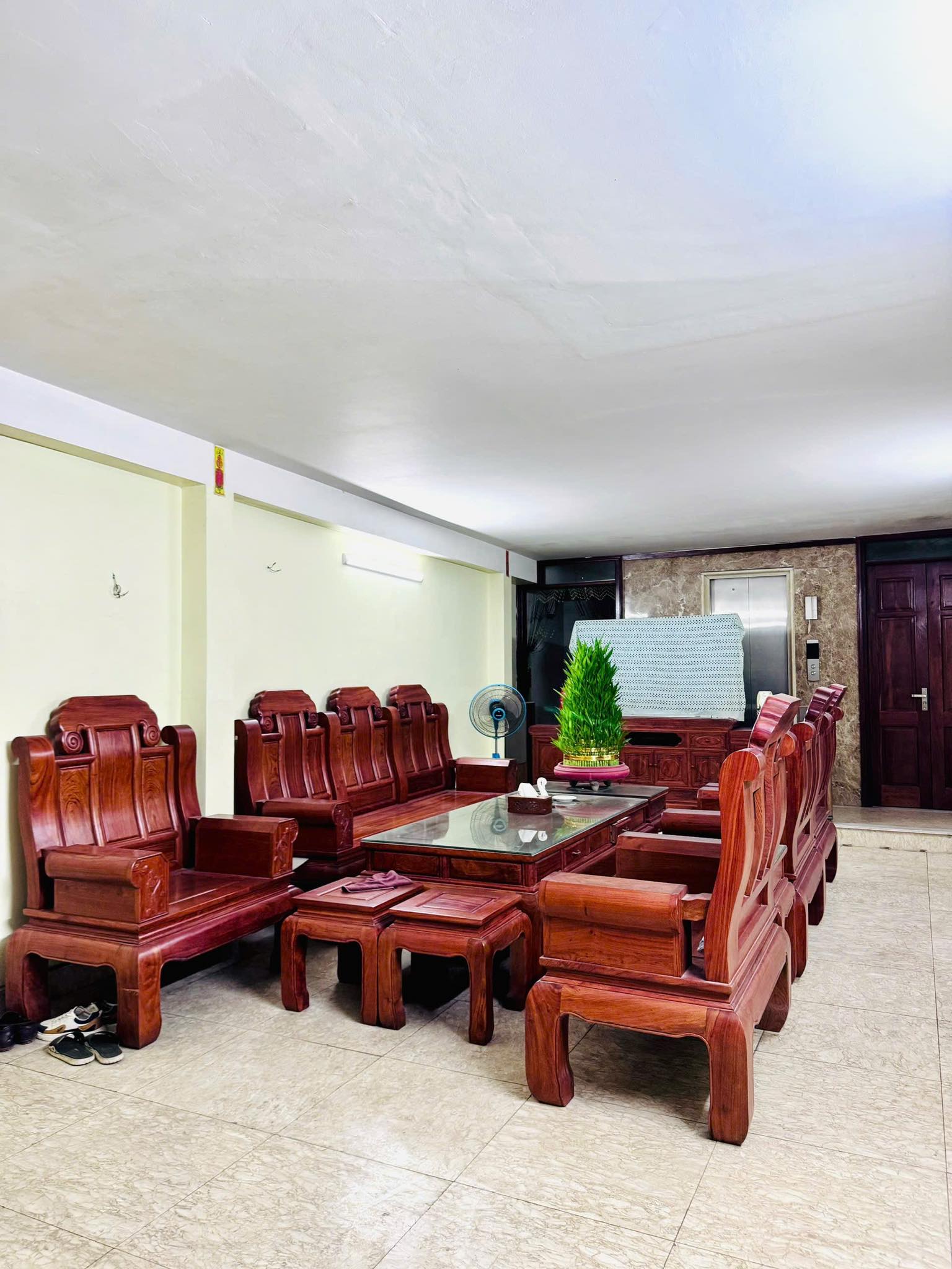 Nhà 6 tầng thang máy, 50m ra phố Ngọc Hà, DT 59m, 14.7 tỷ có TL - Ảnh chính