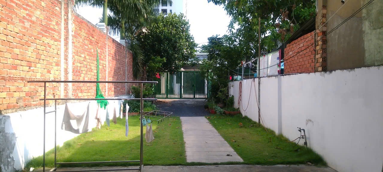 Nhà đất sổ hồng 300m2 trung tâm - Ảnh 3