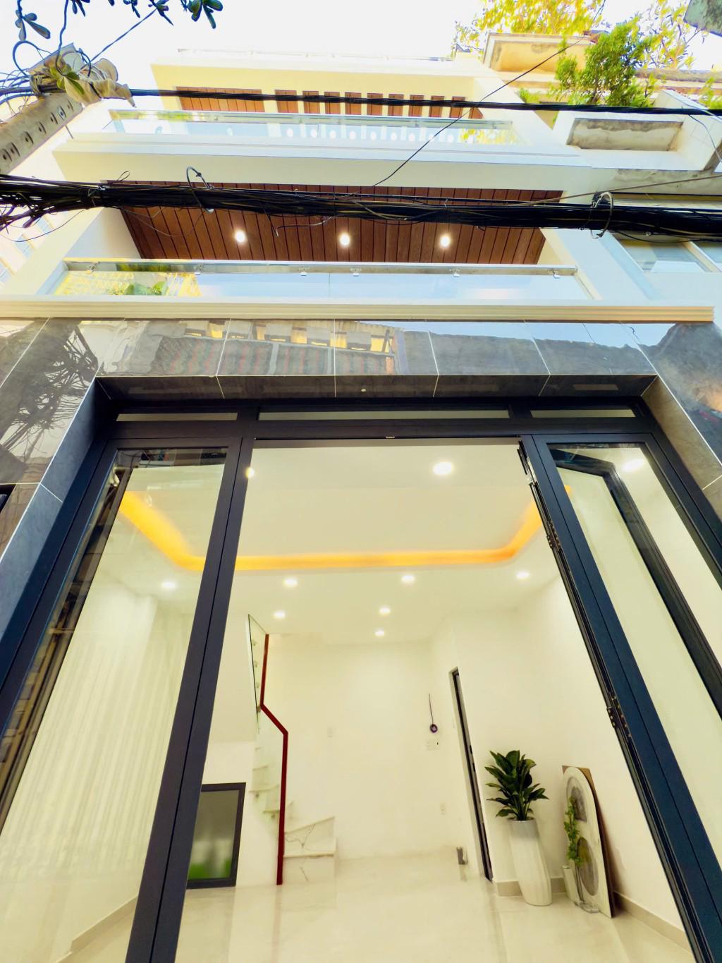 NHÀ ĐẸP DỌN VÀO Ở NGAY 4 TẦNG- VỊ TRÍ SÁT Q5, Q1-NGANG 4.2M NHÀ CÁCH MẶT TIỀN 2 CĂN- HƯNG PHÚ- QUẬN8 - Ảnh chính