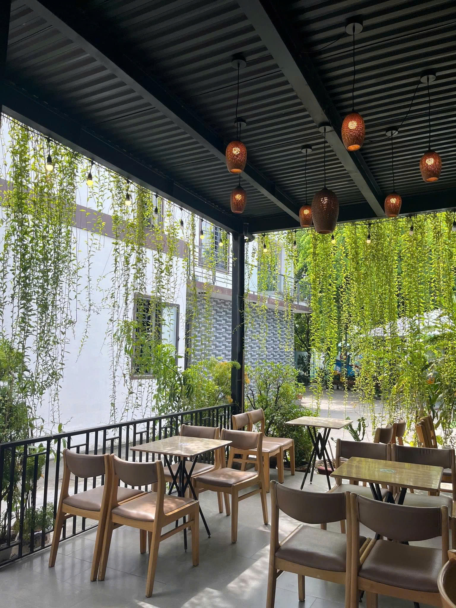 SANG NHƯỢNG QUÁN CAFE HƠN 200M2 TẠI Đường Phạm Như Xương, Phường Điện Ngọc, Điện Bàn, Quảng Nam - Ảnh 2