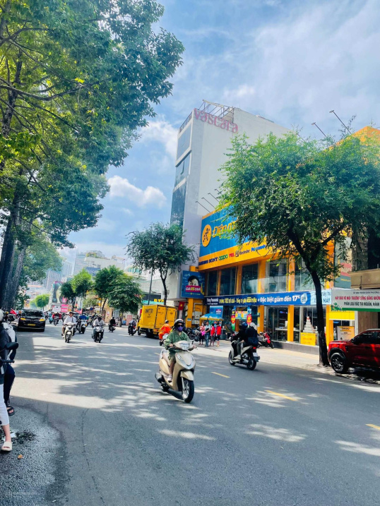 Vị trí siêu đẹp - MT Nguyễn Cư Trinh, Quận 1 - 16x18m - 3 tầng - HĐT 200 triệu - giá 95 tỷ - Ảnh chính