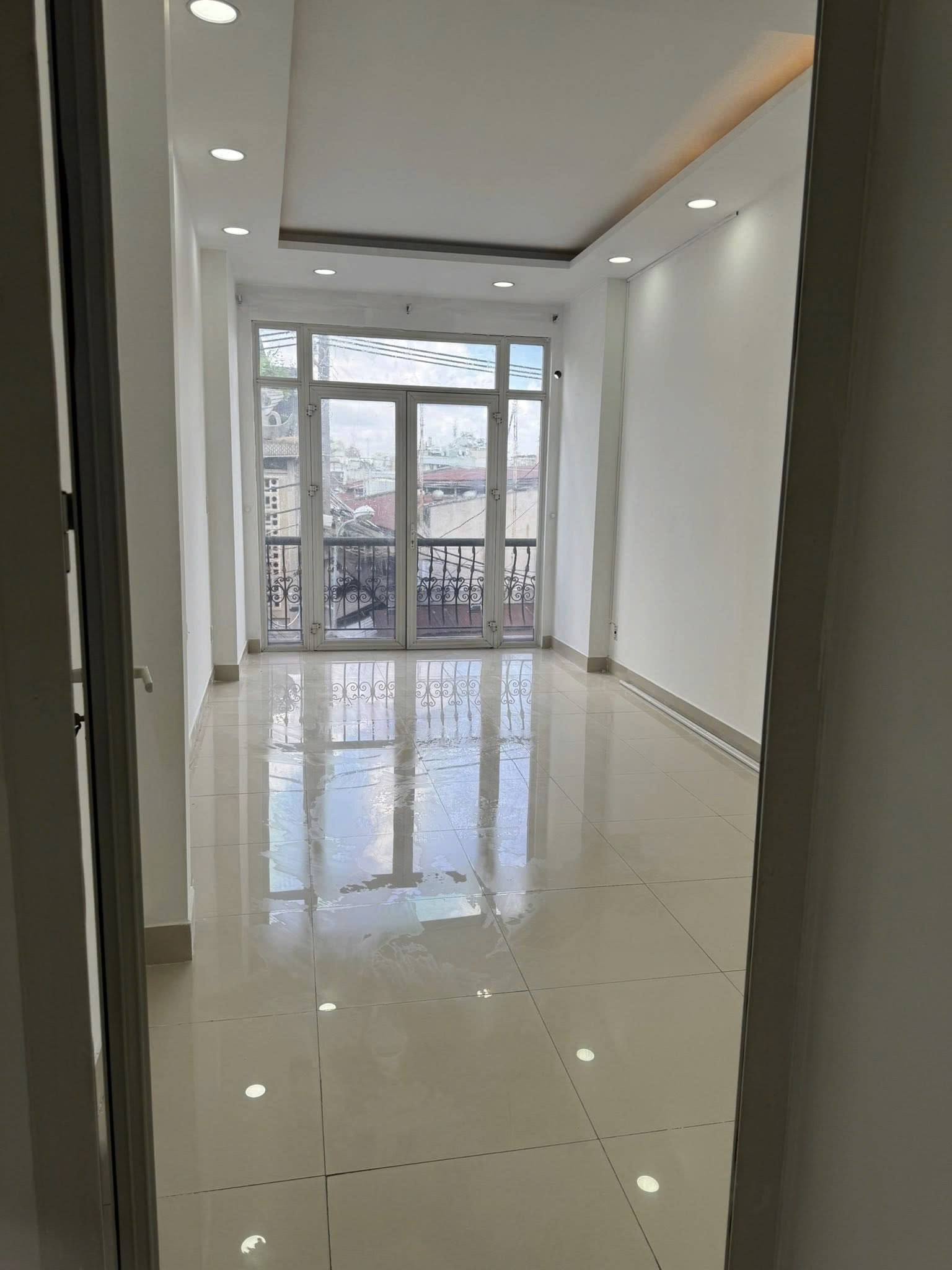 CHÍNH CHỦ CẦN CHO THUÊ MẶT BẰNG LẦU 1 - Ảnh chính