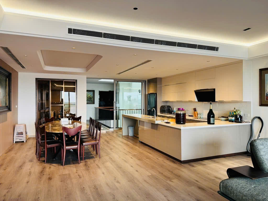 BÁN NHÀ PHÂN LÔ NGHĨA TÂN, LÔ GÓC, Ô TÔ TRÁNH, KINH DOANH ĐỈNH, 63M2 CHỈ HƠN 18 TỶ - Ảnh 1