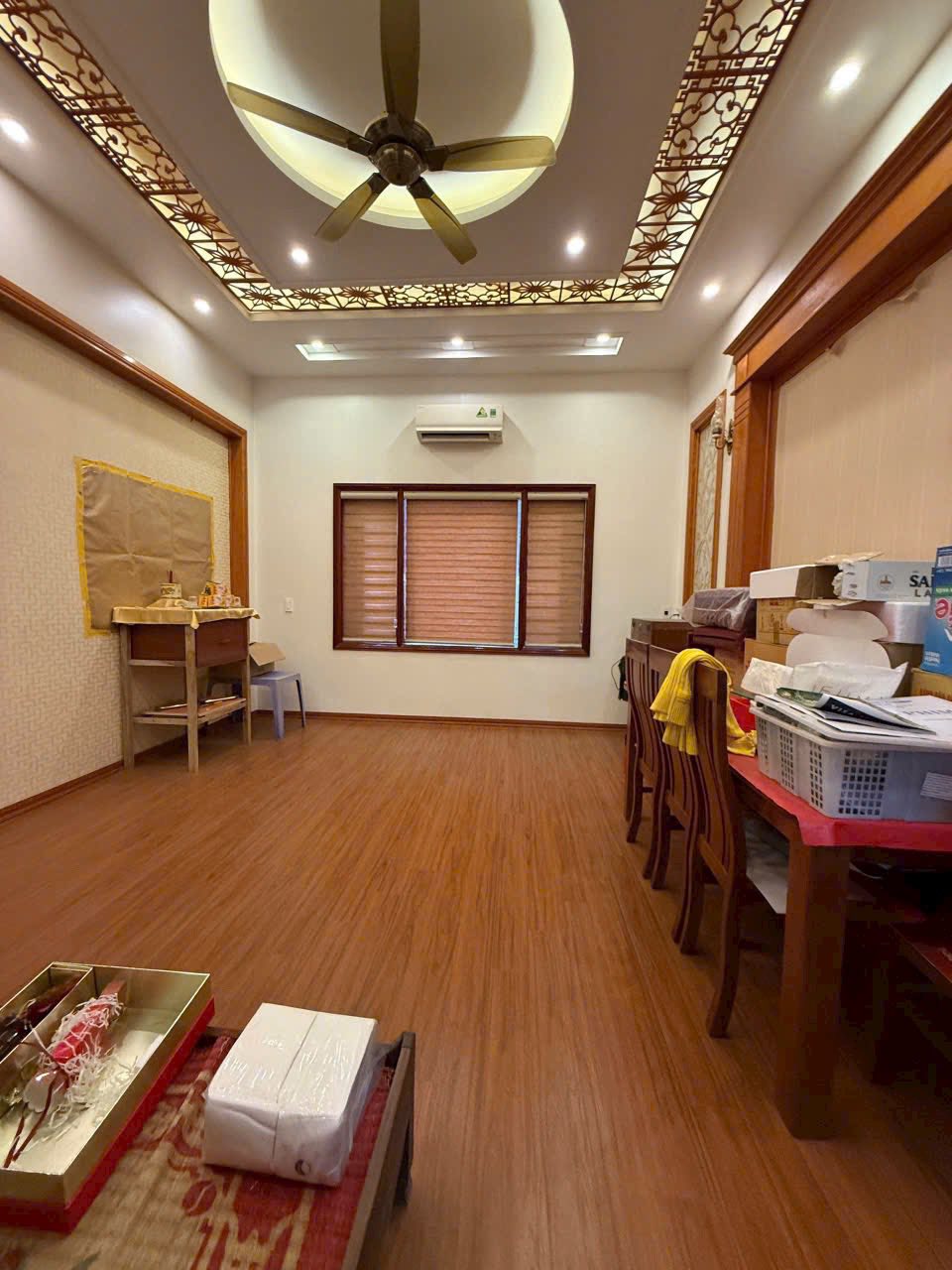 Bán nhà 4 tầng mặt phố gần đường Trường Chinh, ph Tân Bình, TP HD, 67.5m2, mt 4.5, 4 ngủ - Ảnh 1