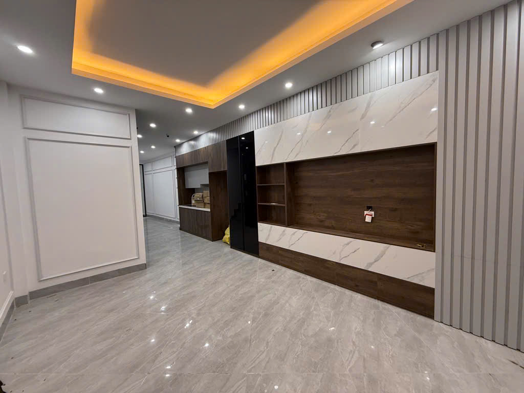 BÁN NHÀ PHƯƠNG LIỆT, THANH XUÂN. 65M2 7 TẦNG MT 4M GIÁ 13,5 TỶ- 15M RA MẶT PHỐ-MẶT NGÕ NÔNG THẲNG - Ảnh 2