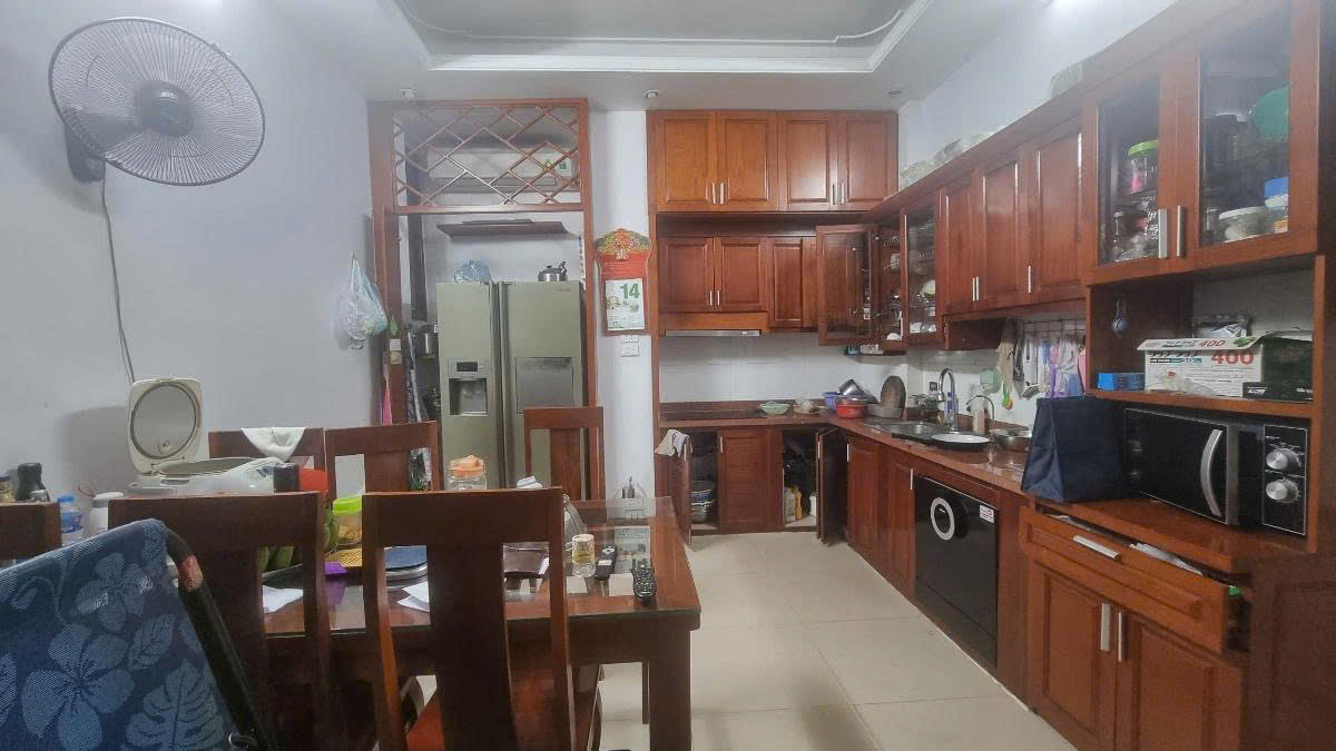 Bán nhà ngõ 460 Khương Đình - Ngõ thông sát phố kinh doanh - 60m mặt tiền rộng giá 13,8 tỷ - Ảnh 1