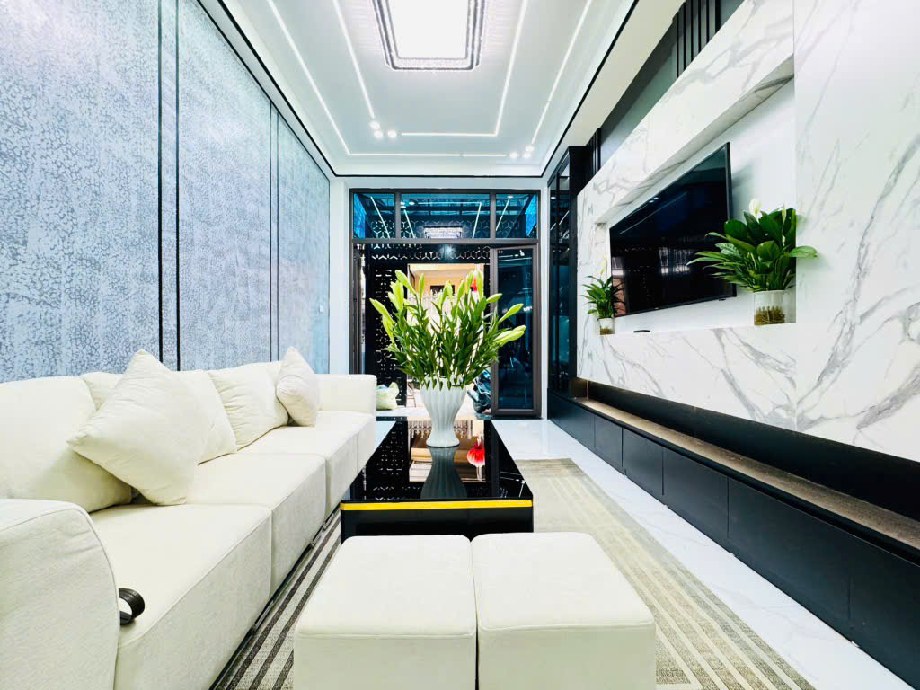 BÁN NHÀ VŨ TÔNG PHAN, THANH XUÂN. 45M2 4 TẦNG GIÁ 8,8 TỶ- Ô TÔ ĐỖ CỬA - NHÀ ĐẸP FULL NỘI THẤT - Ảnh 1