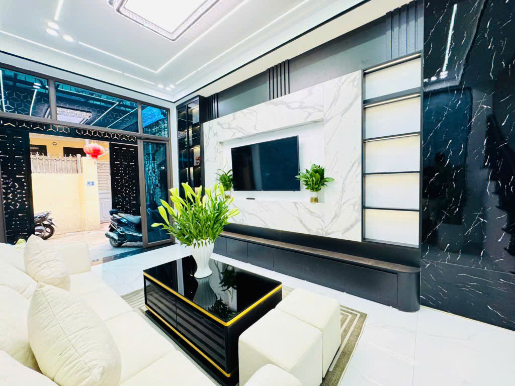 BÁN NHÀ VŨ TÔNG PHAN, THANH XUÂN. 45M2 4 TẦNG GIÁ 8,8 TỶ- Ô TÔ ĐỖ CỬA - NHÀ ĐẸP FULL NỘI THẤT - Ảnh chính