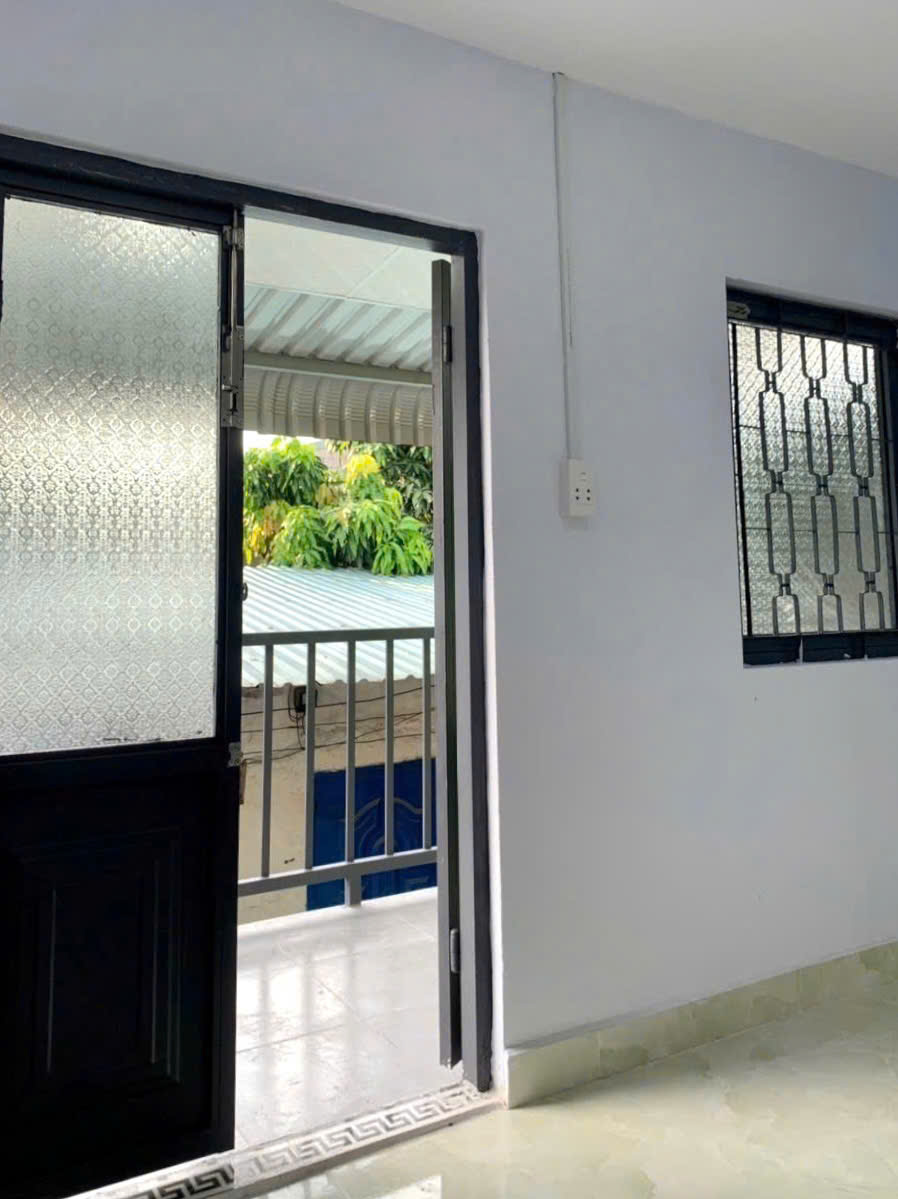 BÁN NHÀ 2 TẦNG, 2 PHÒNG NGỦ, GIÁ HỜ 1.5 TỶ -  QUỐC LỘ 1A, LINH TRUNG, THỦ ĐỨC, TP.HCM - SỔ HỒNG - Ảnh chính