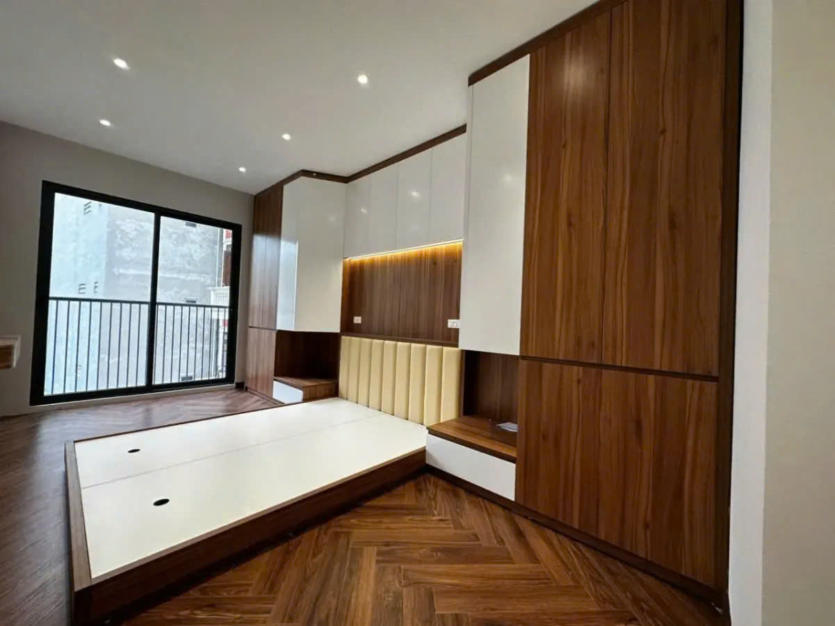 BÁN NHÀ KHƯƠNG ĐÌNH, THANH XUÂN. 61M2 6 TẦNG MT 4M GIÁ 15 TỶ- OTO TRÁNH- NHÀ ĐẸP 6 TẦNG THANG MÁY. - Ảnh 1