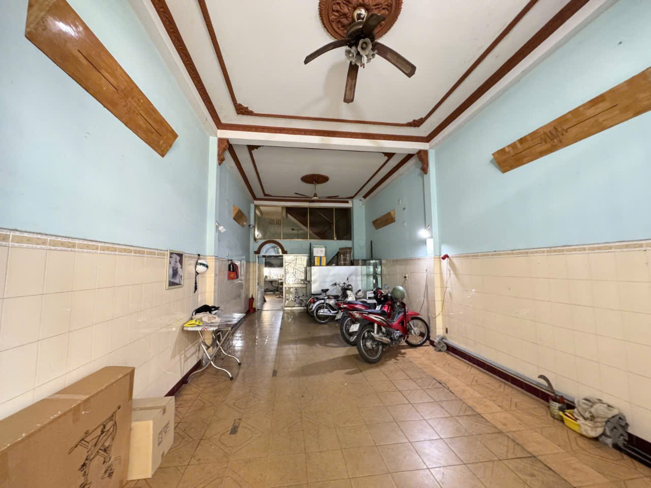 Siêu Phẩm Nhà mặt tiền đường Trần Thủ Độ Tân Phú 105m2,4 Tầng 14 tỷ - Ảnh 2