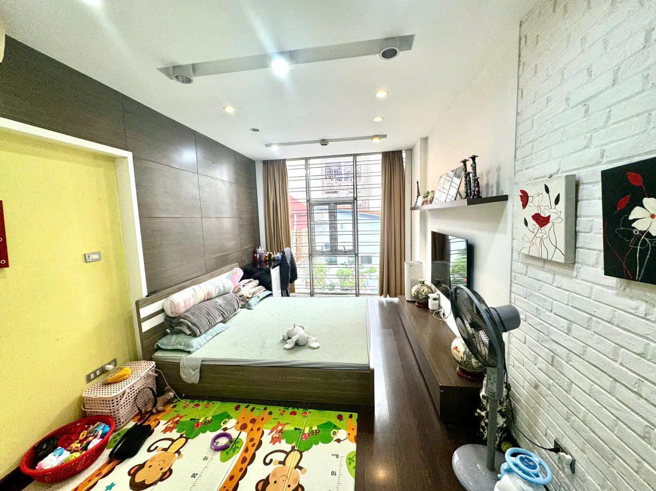 Bán Nhà 55m², 7 Tầng Thang Máy, 2 Mặt Ngõ Kinh Doanh Thái Thịnh, Đống Đa Chỉ 14,8 Tỷ - Ảnh chính