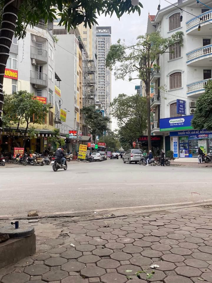 BÁN GẤP NHÀ PHỐ TÂN MAI, PHÂN LÔ, VỈA HÈ, Ô TÔ TRÁNH_DT 100M2, 5 TẦNG, MT 5M, 23.5TỶ - Ảnh chính
