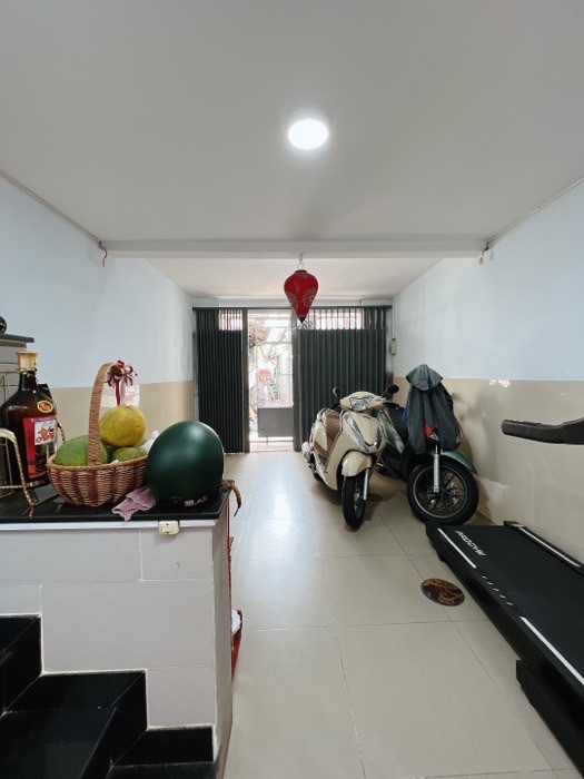 CHỦ BÁN NHÀ ĐỂ LẠI NỘI THẤT CÒN MỚI - HẺM XE BA GÁC - NGANG LỚN - THÔNG VỚI XÓM CHIÊU, NGUYỄN TẤT - Ảnh 3