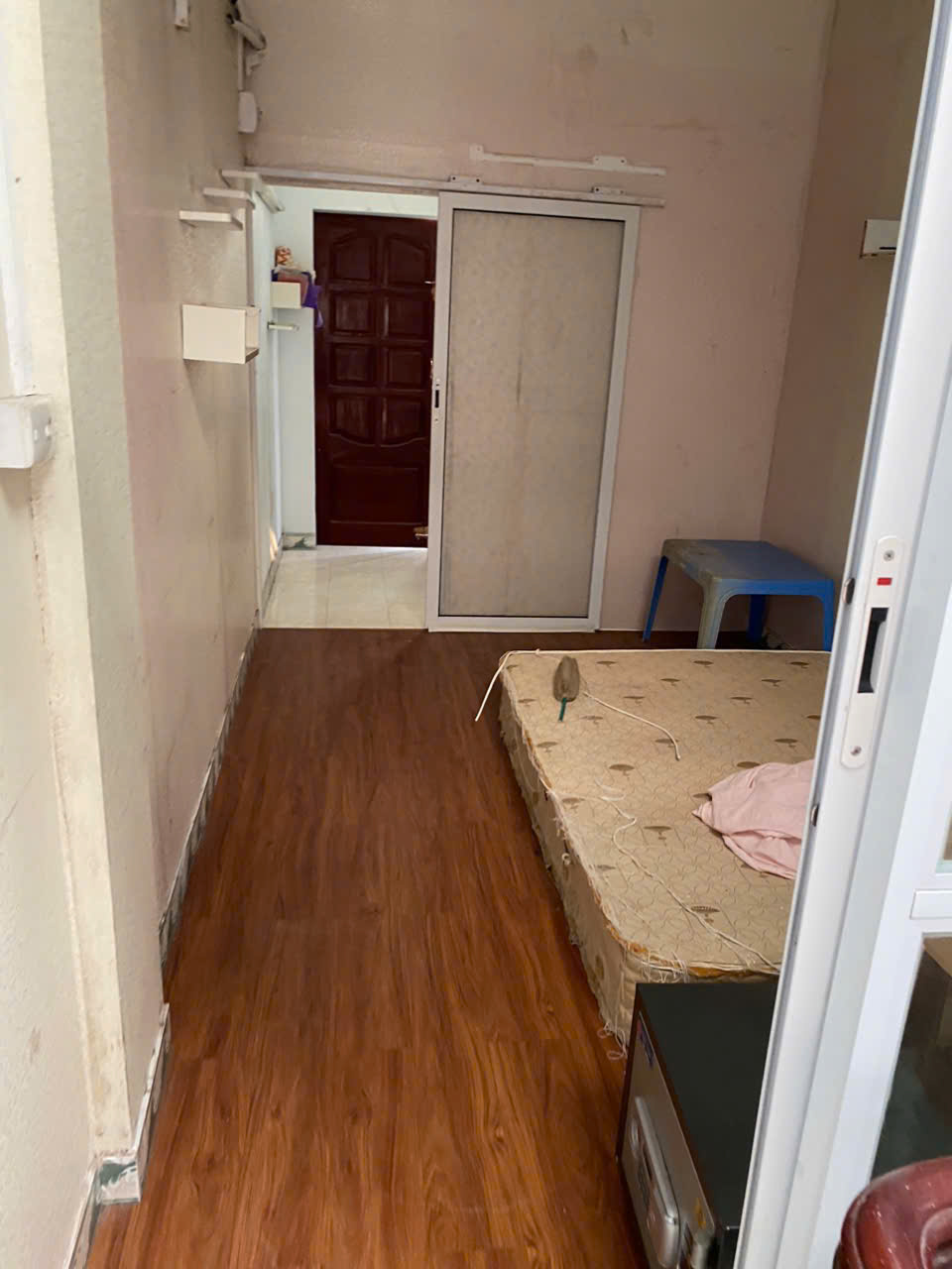 Cho thuê nhà ngõ Giếng Mứt - Bạch Mai - Hai Bà Trưng 50M X 3T giá 11tr, gần Bách Kinh Xây - Ảnh chính