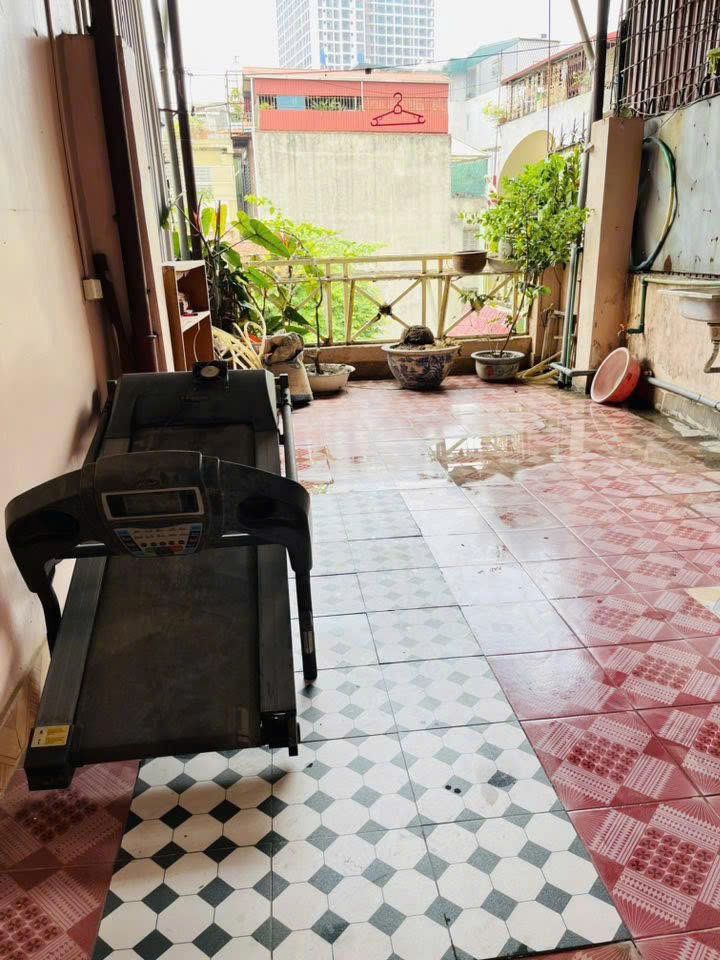 Cần cho thuê nhà riêng ngõ 161 Thịnh Quang, Đống Đa 45m x 4T, 4 ngủ giá 15tr, nhà đẹp - Ảnh 4