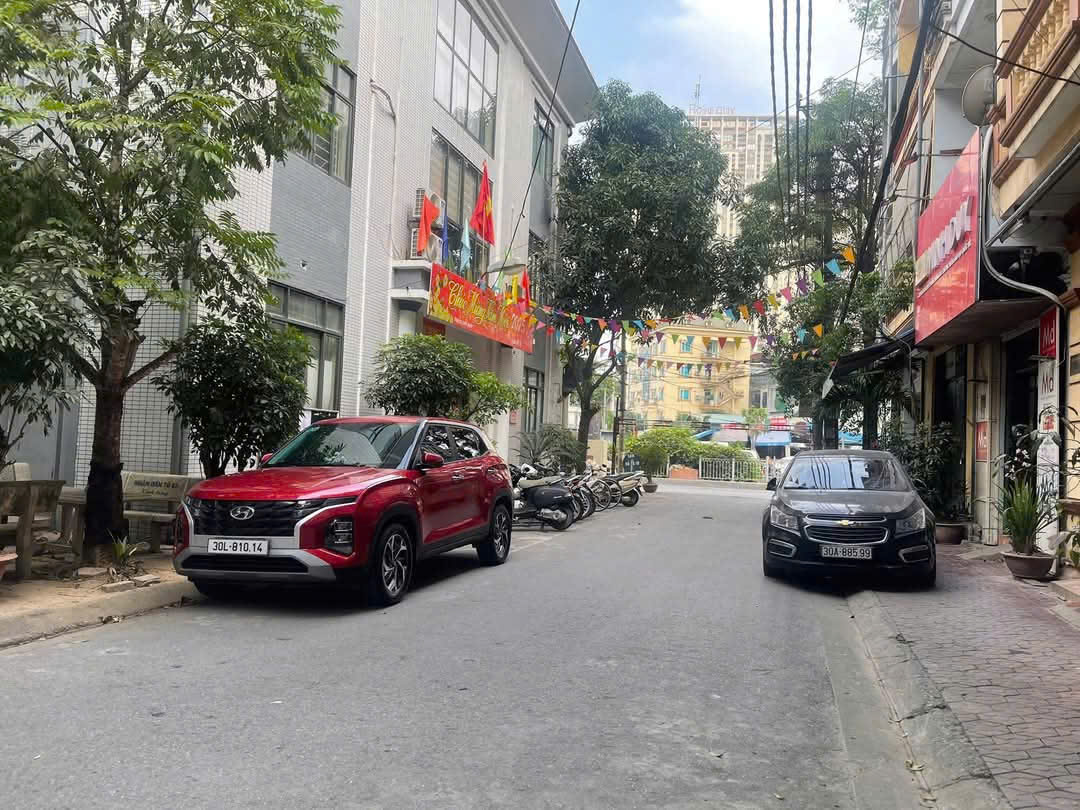 BÁN NHÀ PHÂN LÔ PHẠM TUẤN TÀI, VỈA HÈ RỘNG, 3 ÔTÔ TRÁNH, KINH DOANH, 41M2 HƠN 14 TỶ - Ảnh chính