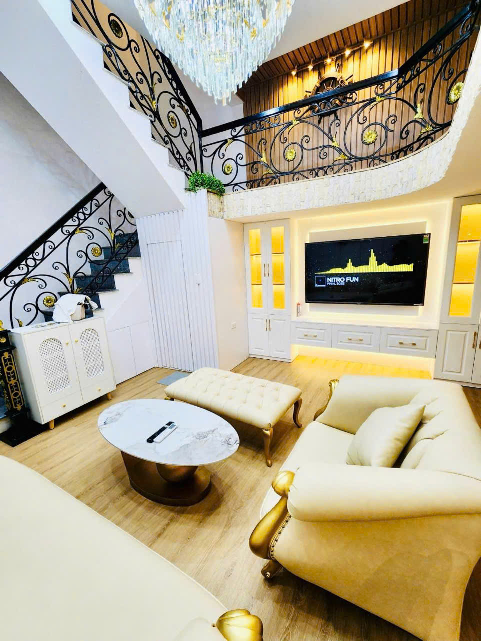 Hời! <br>Bán nhà 5 tỷ, ô tô đỗ cửa, Phố Đặng Tiến Đông, Zalo 0911911021 - Ảnh chính