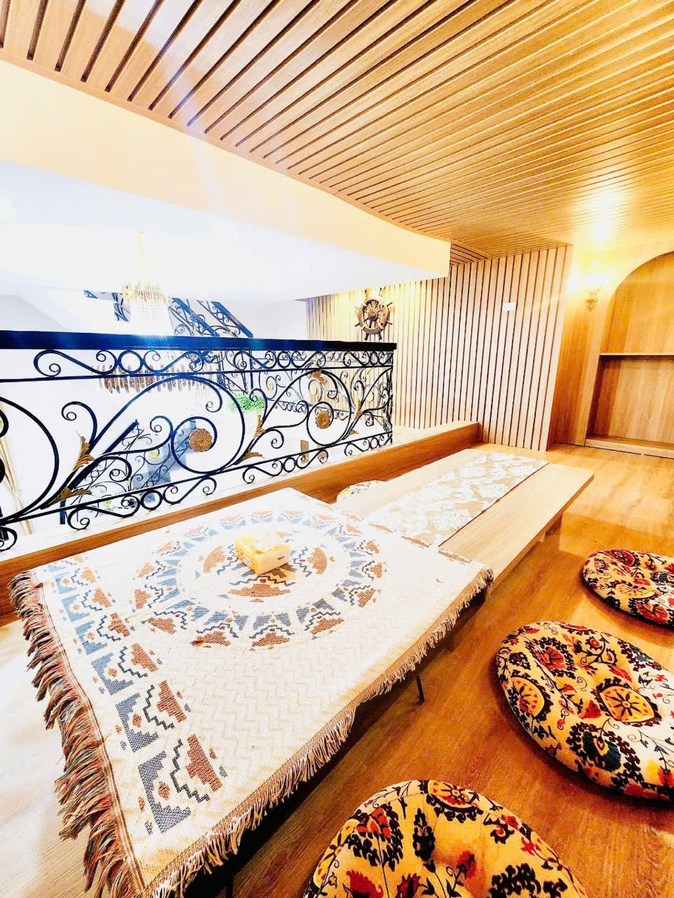Hời! <br>Bán nhà 5 tỷ, ô tô đỗ cửa, Phố Đặng Tiến Đông, Zalo 0911911021 - Ảnh 2