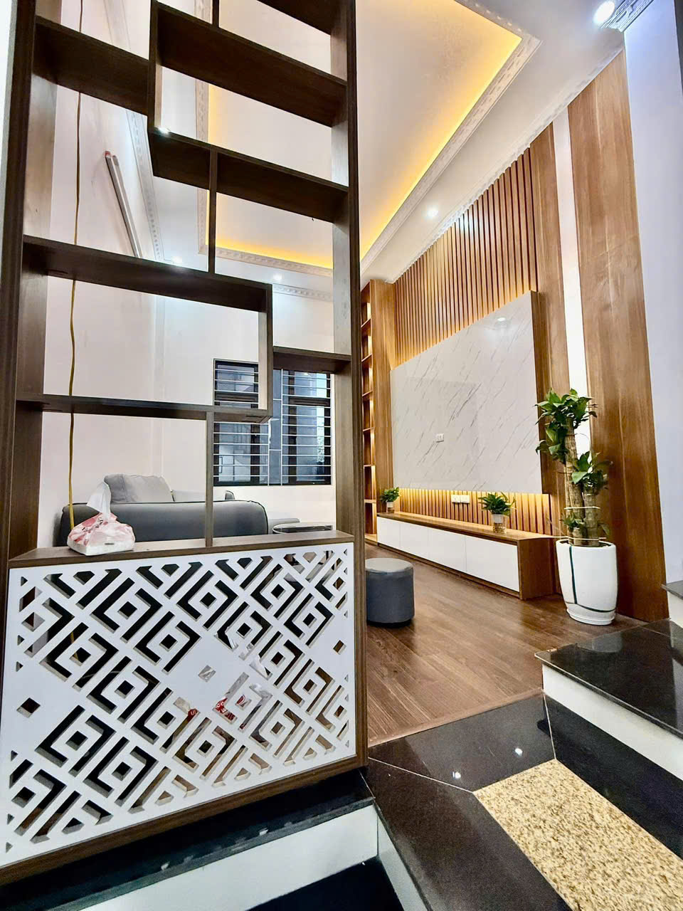 Nhà đẹp, Tam Hiệp, Thanh Trì, 41m2*4 tầng, Giá 5.85 tỷ - Ảnh 2