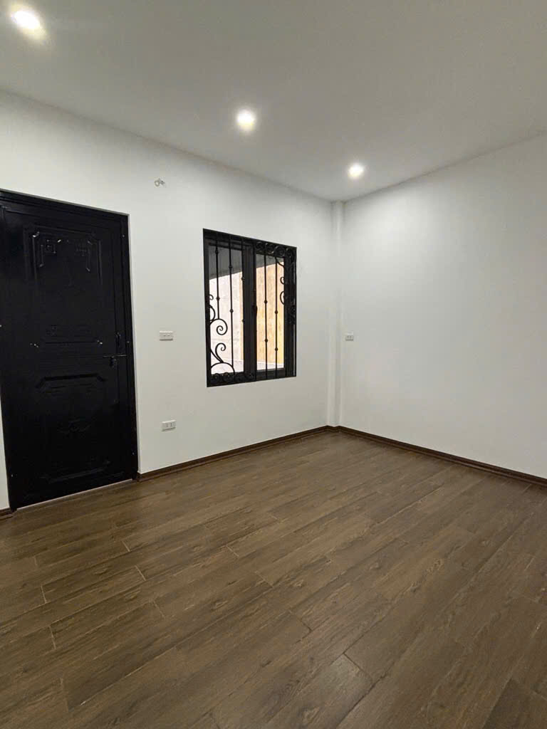 GIẢI PHÓNG, GIÁ SIÊU HIẾM GẦN PHỐ - MỚI TINH - TẶNG FULL NỘI THẤT 35M 5 TẦNG CHỈ 6,6 TỶ - Ảnh 4