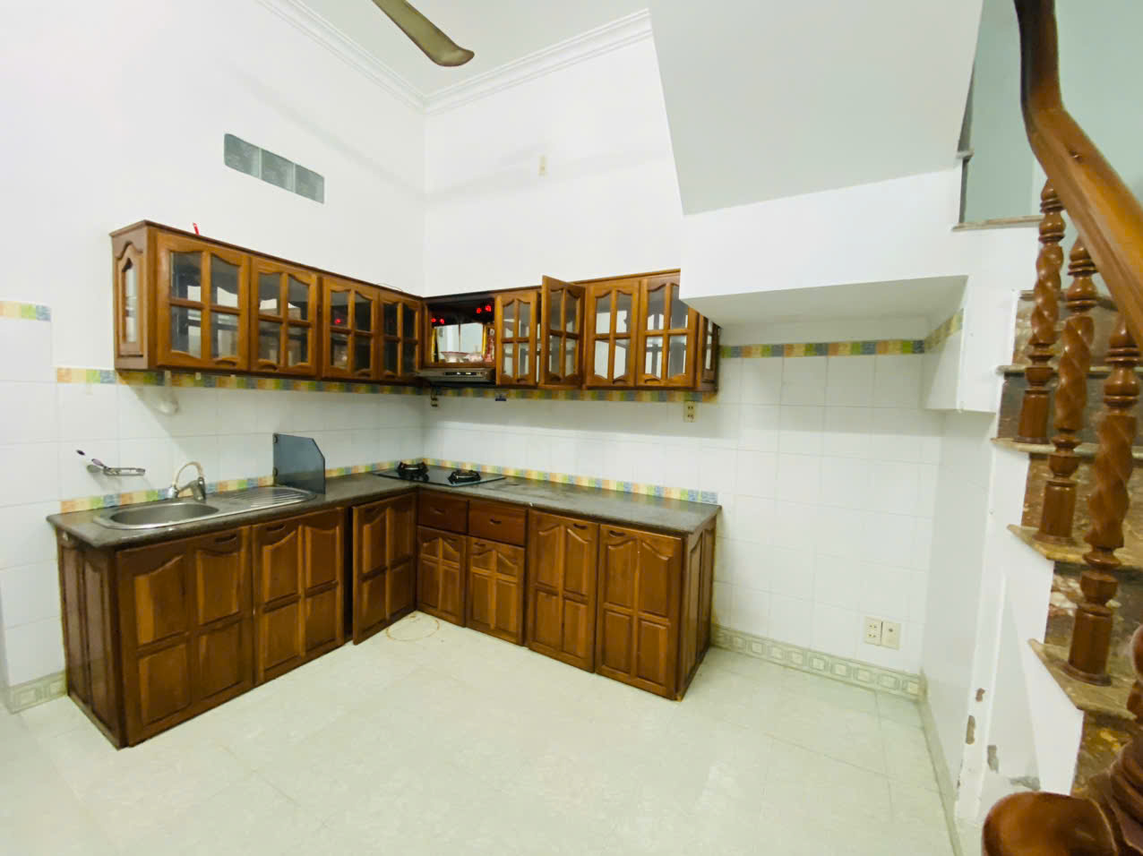 Bán căn nhà phường Vạn Thắng Tp Nha Trang dt 28.3m2 bán: 1.7T  mọi thông tin chi tiết lh em Trinh - Ảnh 1