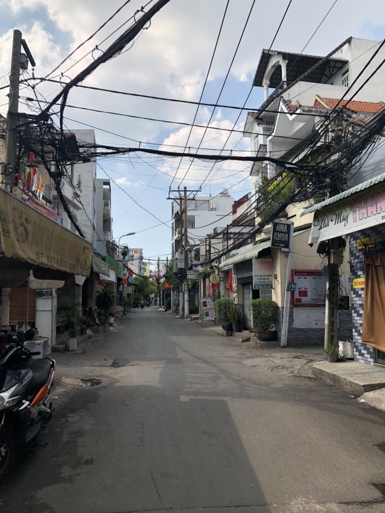 HẺM 8M-XE HƠI ĐẬU TRONG NHÀ-80M2-4X20M-1 XẸC NGUYỄN TƯ GIẢN -SÁT CHỢ PHẠM VĂN BẠCH - Ảnh 1