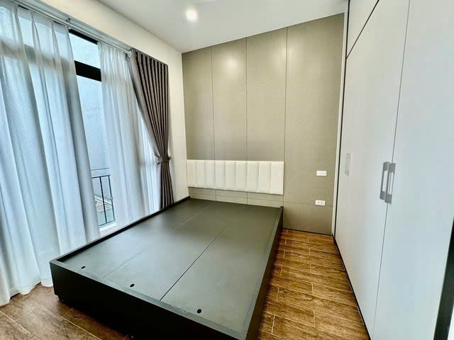 NHÀ ĐẸP DÂN XÂY Đàm Quang Trung 42m2,4 tầng, mặt tiền 3.5m, 8.6 tỷ Long Biên. - Ảnh 1