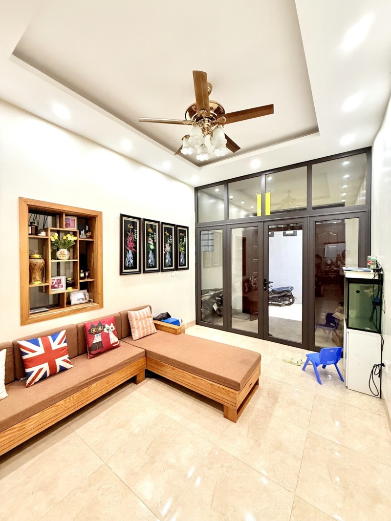 Bán nhà Vũ Tông Phan, Thanh Xuân. 71m2 x 3 Tầng. MT 5m. NGÕ THÔNG. Ô TÔ. Hơn 15 Tỷ. - Ảnh 1