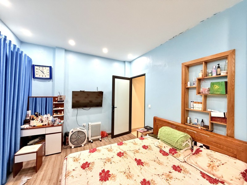 Bán nhà Vũ Tông Phan, Thanh Xuân. 71m2 x 3 Tầng. MT 5m. NGÕ THÔNG. Ô TÔ. Hơn 15 Tỷ. - Ảnh 3