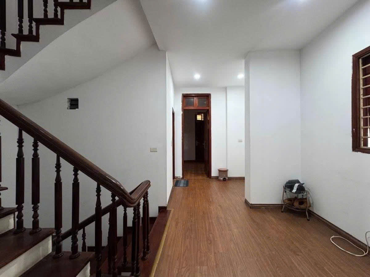 Bán nhà Tây Sơn, Đống Đa - ô tô tránh - Toà nhà văn phòng 110m -30m ra phố - Ảnh 3