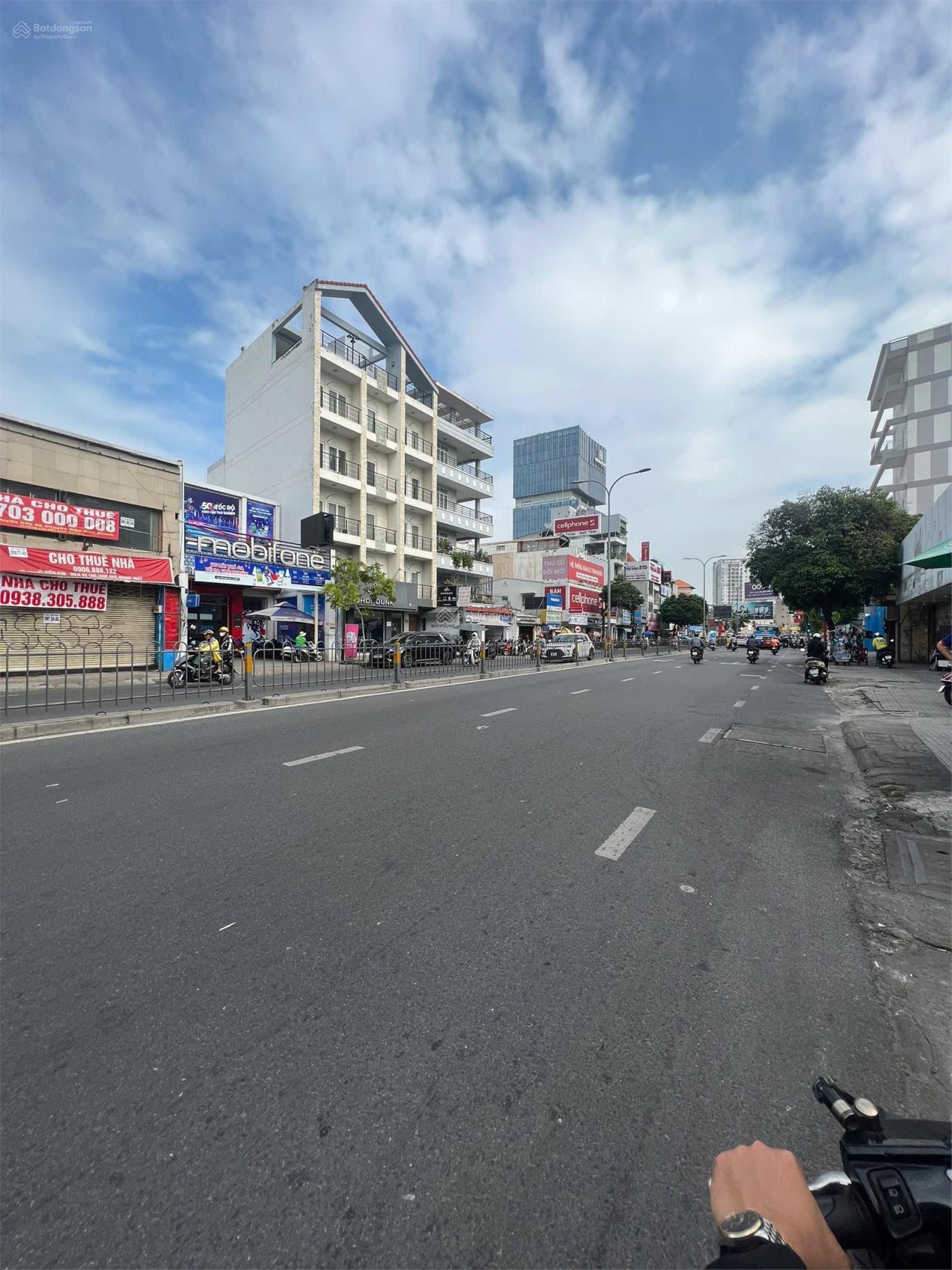 ** Siêu To Khủng Lồ,  2 MT đường thương mại Phan Đăng Lưu, P2, Phú Nhuận, - Ảnh 1